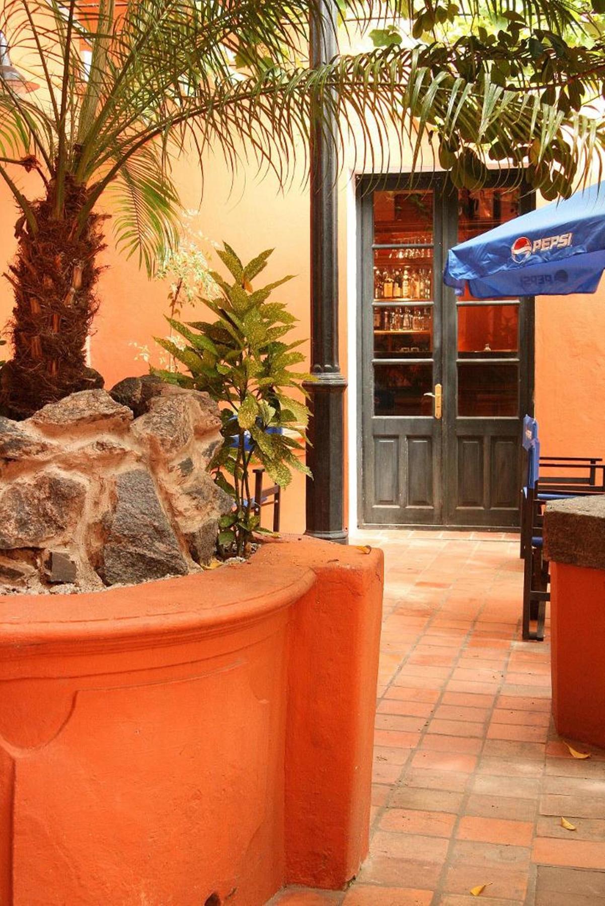 Hotel Beltran Colónia do Sacramento Exterior foto
